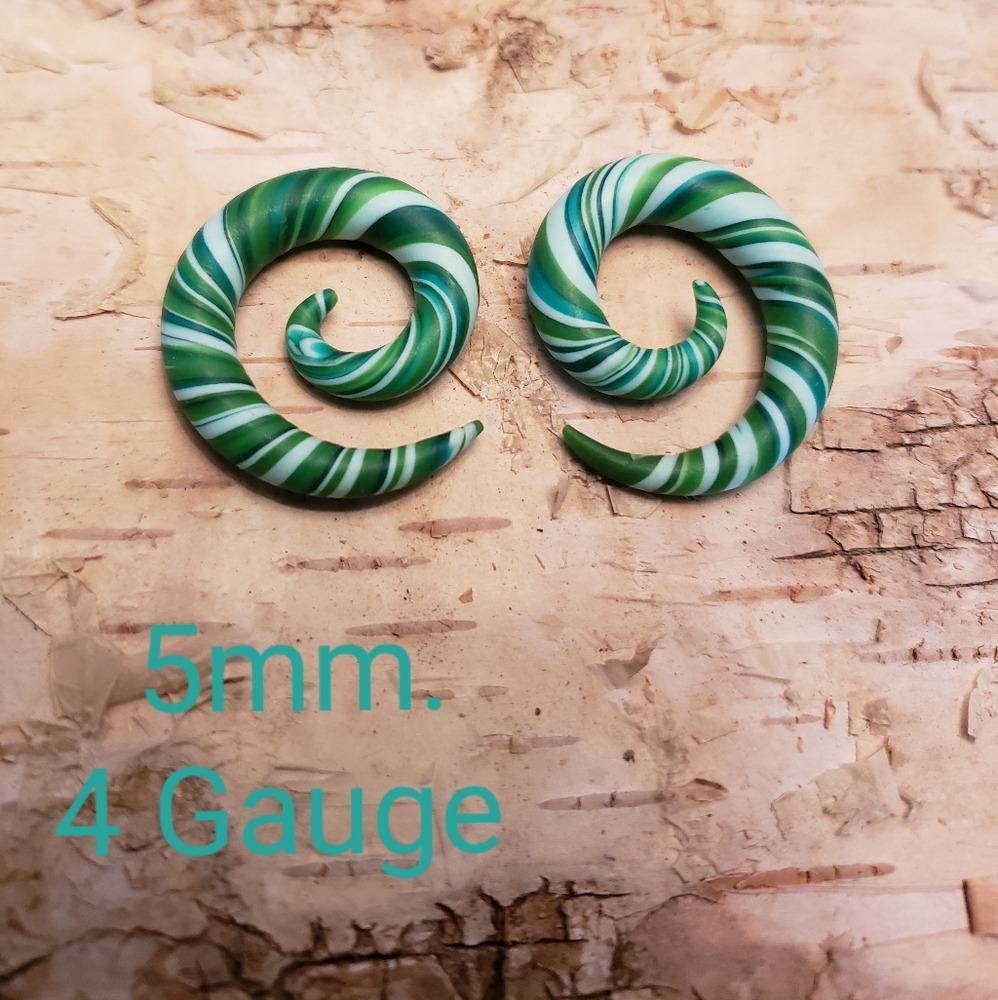 5mm 4 Gauge earring plugs handmade